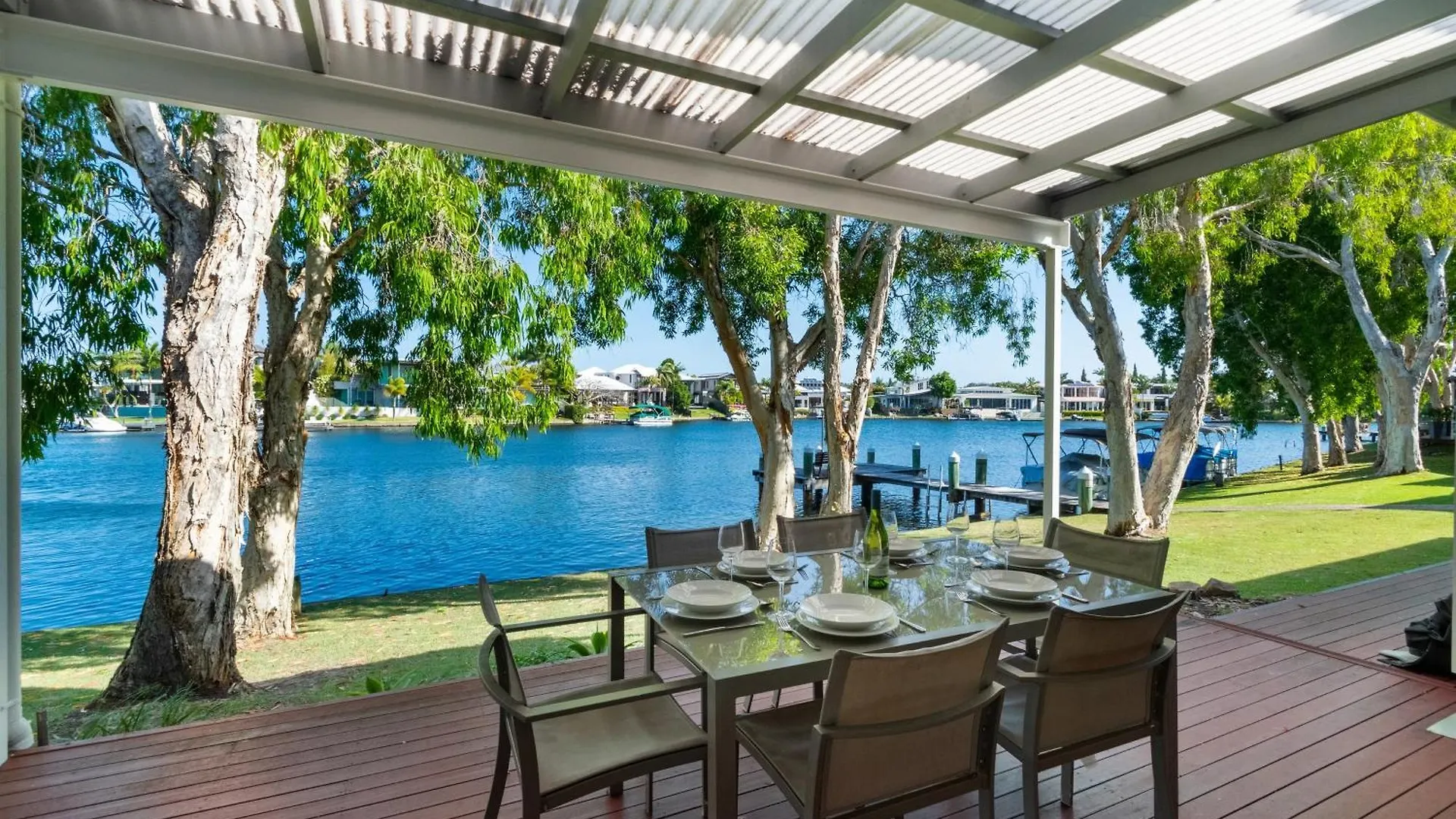 Noosa Entrance Waterfront Resort Noosaville Australien