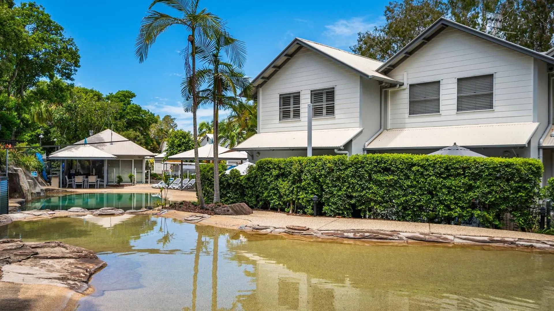 Noosa Entrance Waterfront Resort Noosaville